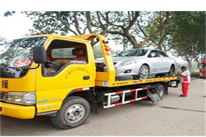 黄冈附近24小时汽车拖车服务热线